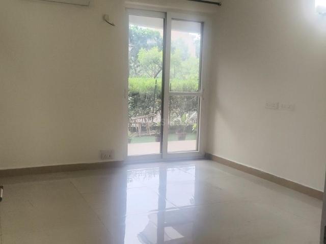 3 BHK Apartment in DLF Phase 5 for rent Gurgaon. The reference number is 19393986