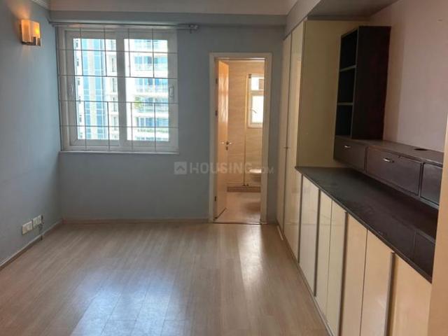 3 BHK Apartment in DLF Phase 5 for rent Gurgaon. The reference number is 19763707