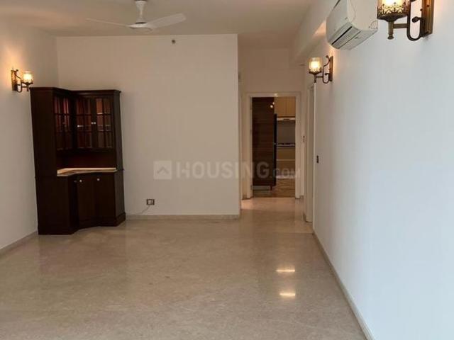 3 BHK Apartment in DLF Phase 5 for rent Gurgaon. The reference number is 20760366