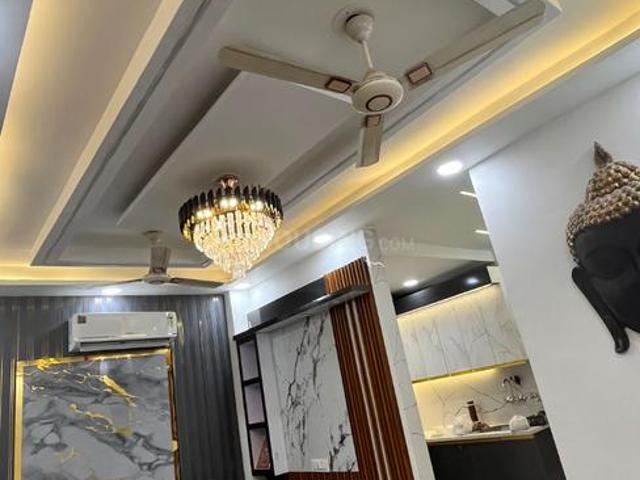 3 BHK Apartment in Dwarka Mor for rent New Delhi. The reference number is 20692711