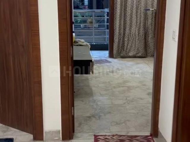 3 BHK Apartment in Dwarka Mor for rent New Delhi. The reference number is 20124467