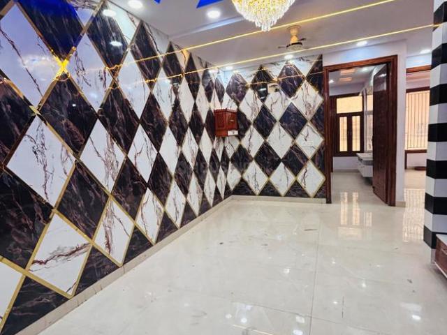 3 BHK Apartment in Dwarka Mor for rent New Delhi. The reference number is 20326712