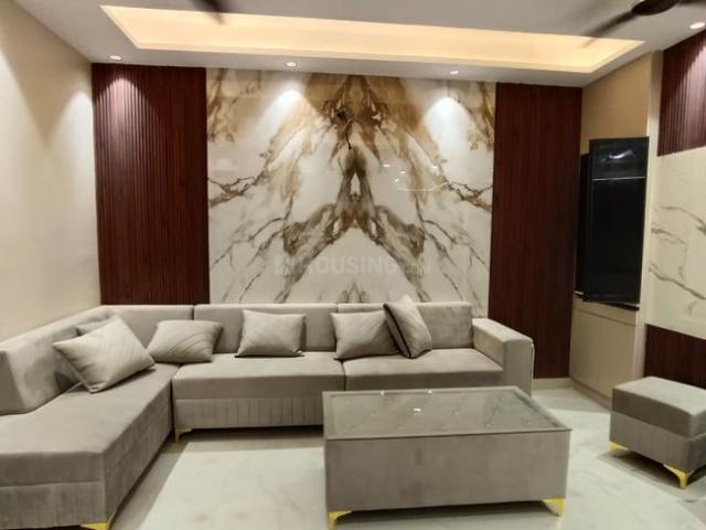 3 BHK Apartment in Dwarka Mor for resale South West Delhi. The reference number is 16303917