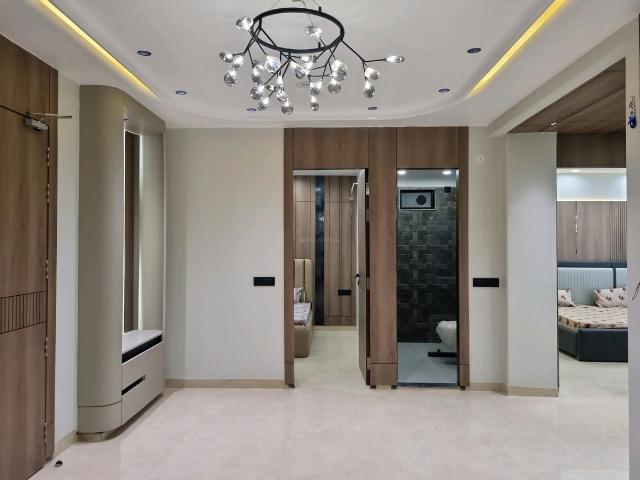 3 BHK Apartment in Dwarka Mor for resale New Delhi. The reference number is 20291820