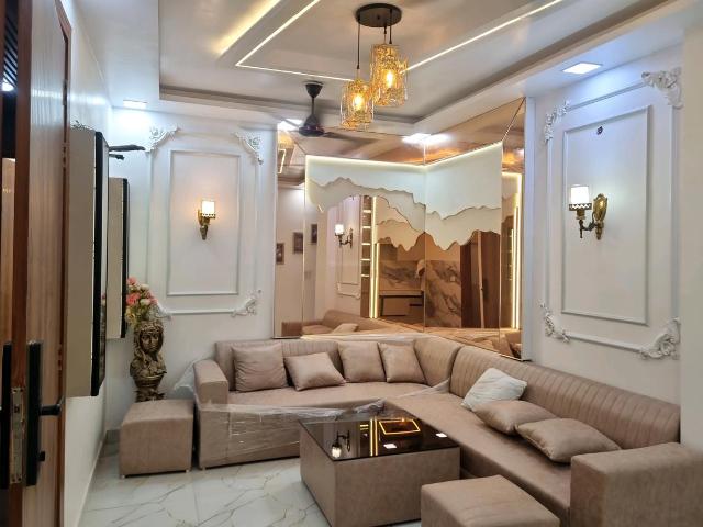 3 BHK Apartment in Dwarka Mor for resale New Delhi. The reference number is 20745784
