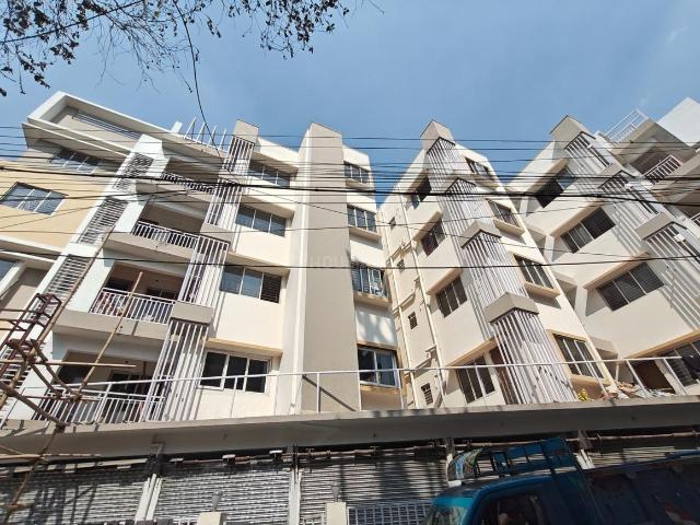 3 BHK Apartment in Entally for resale Kolkata. The reference number is 20930670