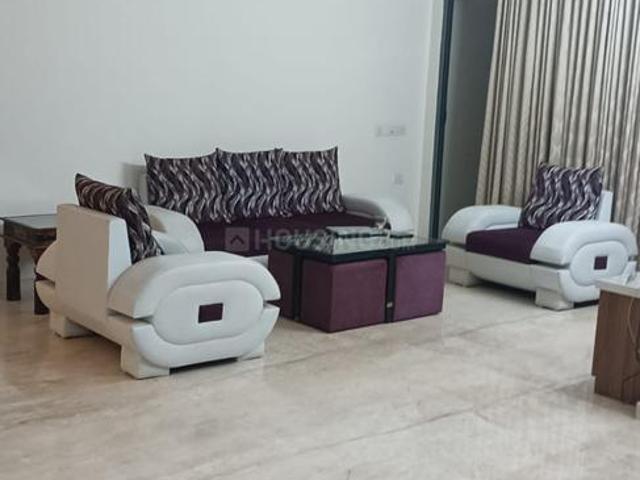 3 BHK Apartment in Ellisbridge for rent Ahmedabad. The reference number is 20347050