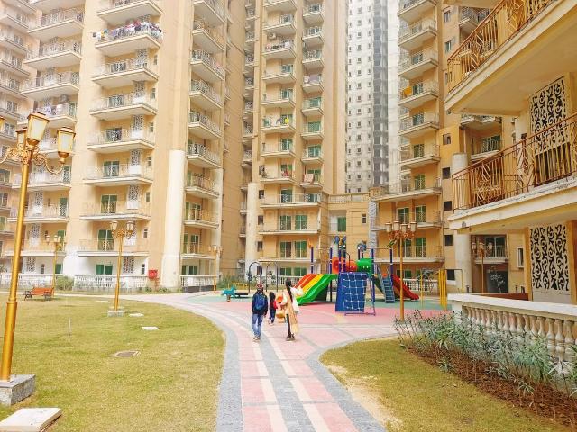 3 BHK Apartment in Eta II for rent Greater Noida. The reference number is 20048153