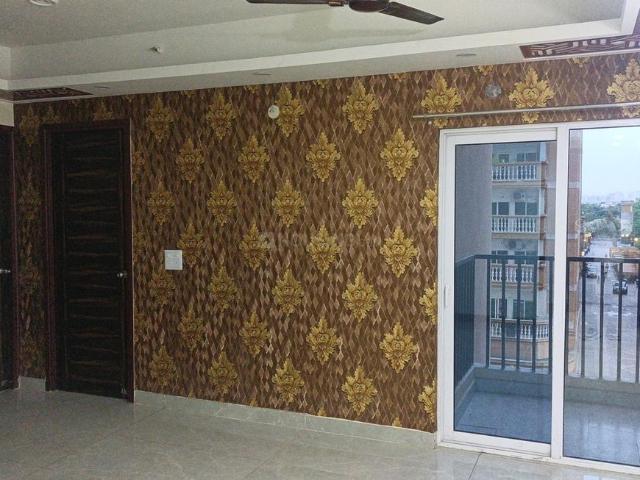 3 BHK Apartment in Eta II for resale Greater Noida. The reference number is 18728091