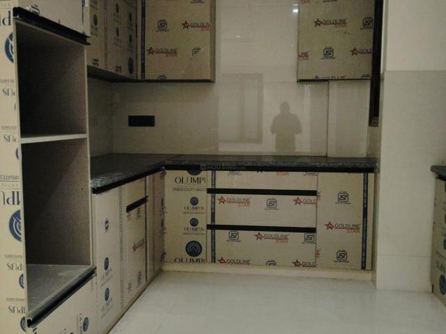 3 BHK Apartment in Freedom Fighters Enclave for resale New Delhi. The reference number is 15870718