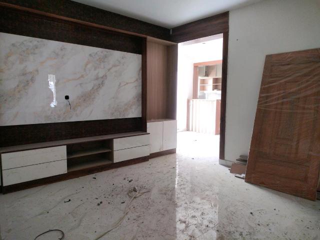 3 BHK Apartment in K R Puram for resale Bengaluru. The reference number is 18639036