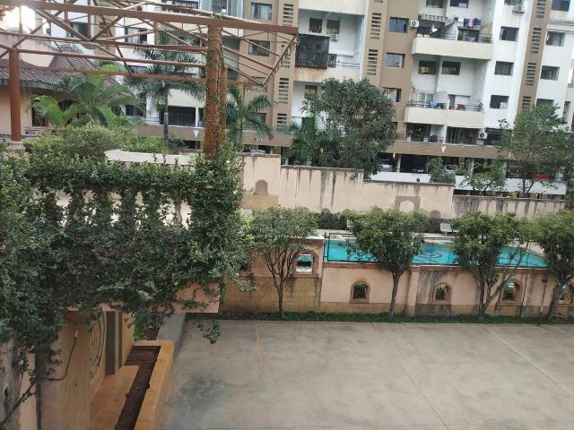 3 BHK Apartment in Kothrud for resale Pune. The reference number is 19810910