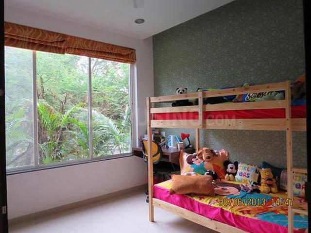 3 BHK Apartment in Kothrud for resale Pune. The reference number is 20045709