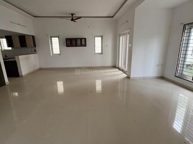 3 BHK Apartment in Koyambedu for resale Chennai. The reference number is 20733541