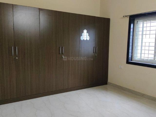 3 BHK Apartment in Kondapur for rent Hyderabad. The reference number is 20734983