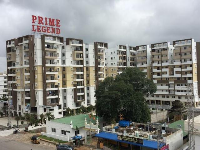 3 BHK Apartment in Kondapur for resale Hyderabad. The reference number is 18508375