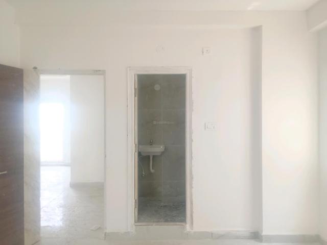 3 BHK Apartment in Kondapur for resale Hyderabad. The reference number is 19790956