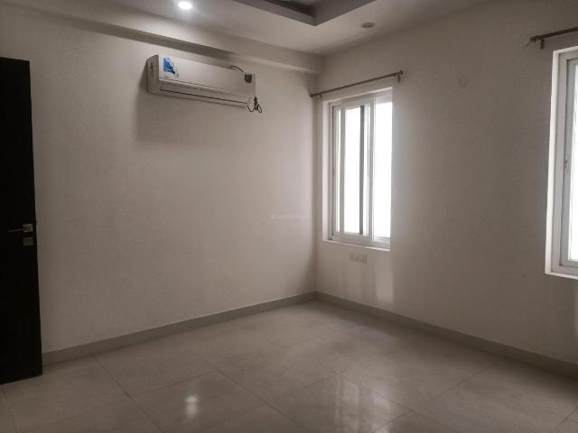 3 BHK Apartment in Kondapur for resale Hyderabad. The reference number is 19338255