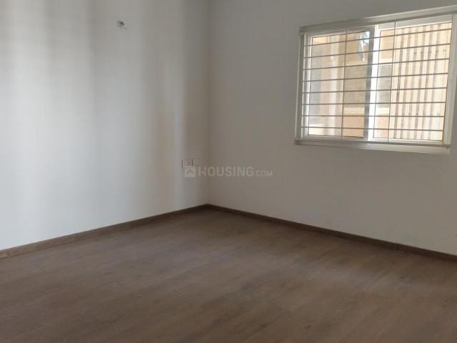 3 BHK Apartment in Kondapur for resale Hyderabad. The reference number is 20043115