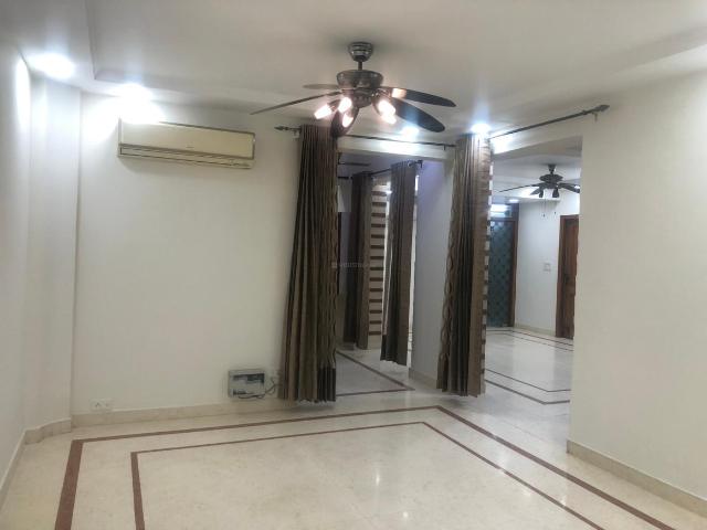 3 BHK Apartment in Kaushambi for resale Ghaziabad. The reference number is 12058524