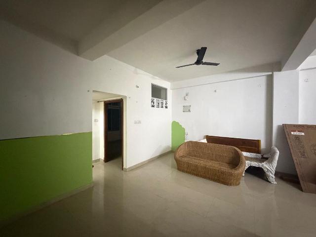 3 BHK Apartment in Kahilipara for rent Guwahati. The reference number is 19974870