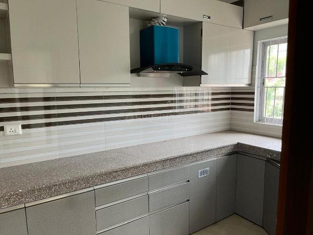3 BHK Apartment in Kahilipara for rent Guwahati. The reference number is 20530672