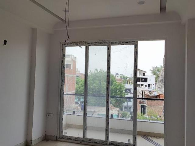 3 BHK Apartment in Kakadeo for resale Kanpur. The reference number is 20822300