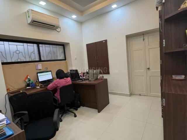 3 BHK Apartment in Kalighat for resale Kolkata. The reference number is 19898699