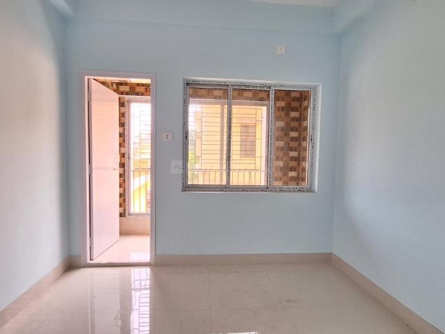 3 BHK Apartment in Kalikapur, EM Bypass for rent Kolkata. The reference number is 20678905