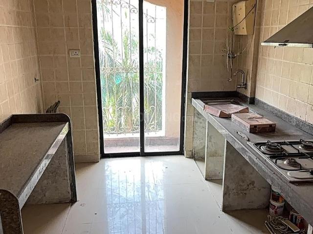 3 BHK Apartment in Kalyan West for resale Kalyan. The reference number is 18733504