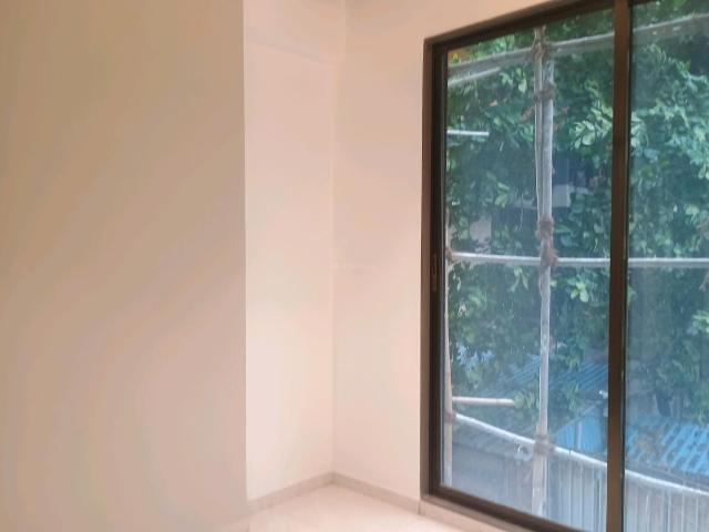 3 BHK Apartment in Kalyan West for resale Kalyan. The reference number is 19875282