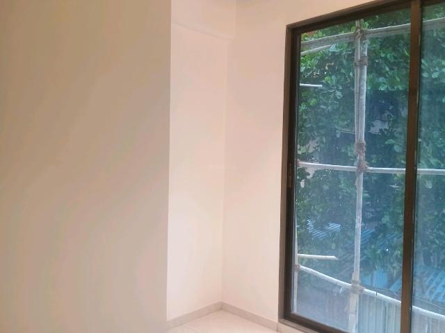 3 BHK Apartment in Kalyan West for resale Kalyan. The reference number is 19877824