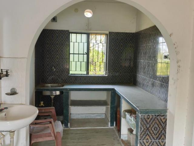 3 BHK Apartment in Kamdahari for resale Kolkata. The reference number is 19880515