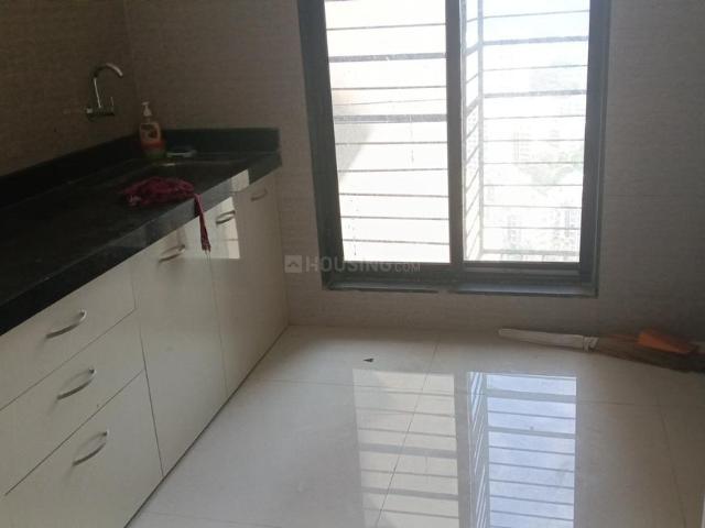3 BHK Apartment in Kandivali East for rent Mumbai. The reference number is 18243844