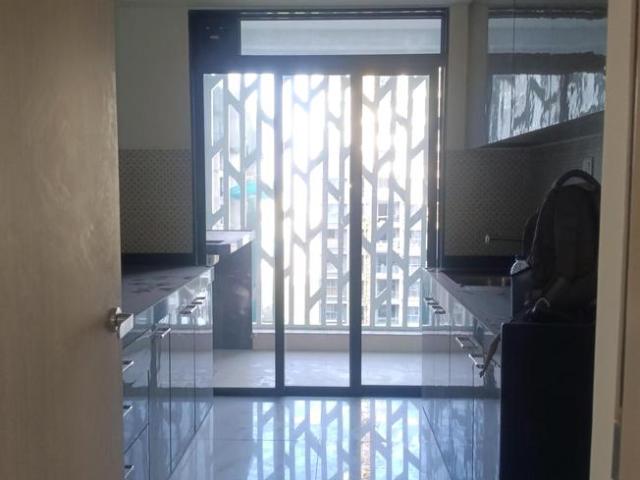 3 BHK Apartment in Kandivali East for rent Mumbai. The reference number is 18968876