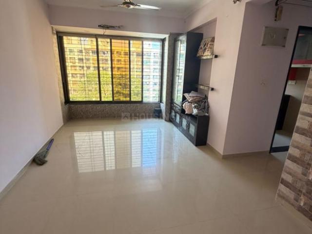 3 BHK Apartment in Kandivali East for rent Mumbai. The reference number is 19302167
