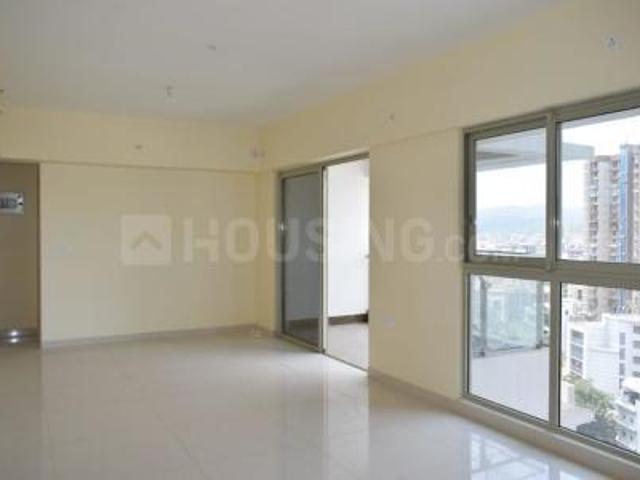 3 BHK Apartment in Kandivali East for rent Mumbai. The reference number is 13871477