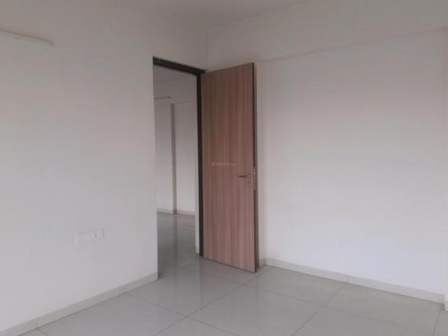 3 BHK Apartment in Kandivali East for rent Mumbai. The reference number is 20113224