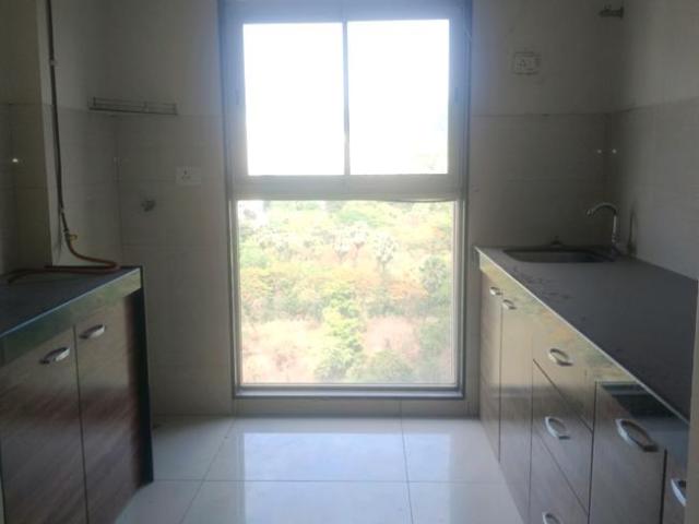 3 BHK Apartment in Kandivali East for rent Mumbai. The reference number is 20380500