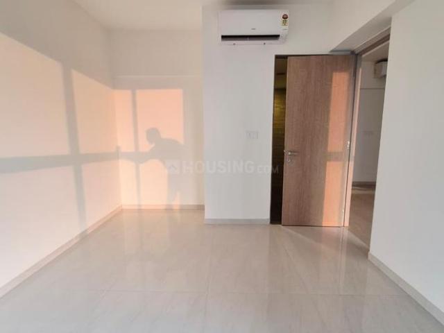 3 BHK Apartment in Kandivali East for rent Mumbai. The reference number is 20523371
