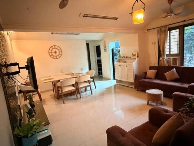 3 BHK Apartment in Kandivali East for rent Mumbai. The reference number is 20897395