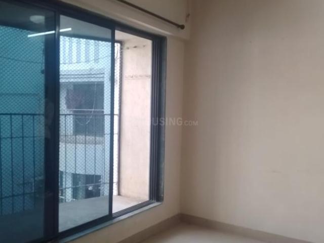 3 BHK Apartment in Kandivali East for rent Mumbai. The reference number is 20989218