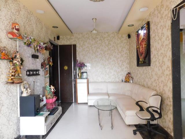 3 BHK Apartment in Kandivali East for resale Andheri Dahisar. The reference number is 17386437