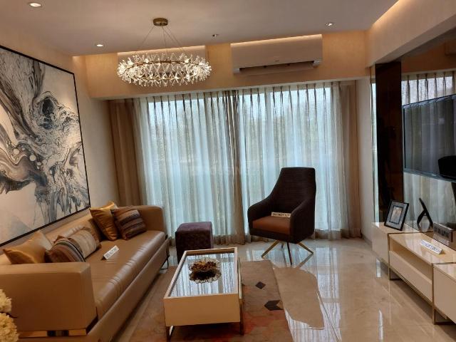 3 BHK Apartment in Kandivali East for resale Mumbai. The reference number is 14904722