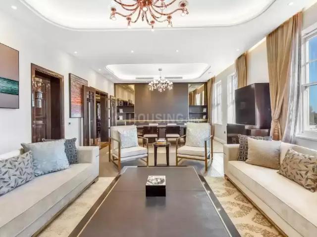 3 BHK Apartment in Kandivali East for resale Mumbai. The reference number is 18080711