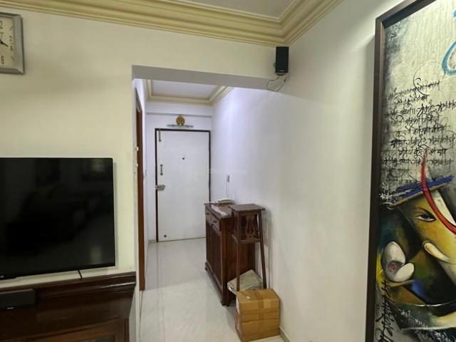 3 BHK Apartment in Kandivali East for resale Mumbai. The reference number is 18315068