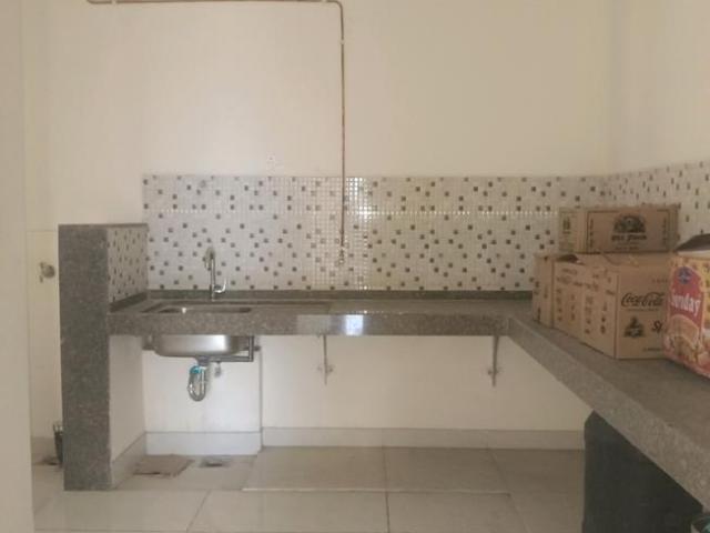 3 BHK Apartment in Kandivali East for resale Mumbai. The reference number is 18344269