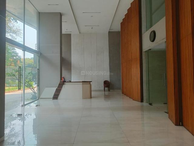 3 BHK Apartment in Kandivali East for resale Mumbai. The reference number is 19703048