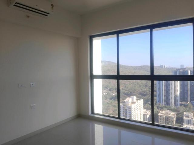 3 BHK Apartment in Kandivali East for resale Mumbai. The reference number is 19996410