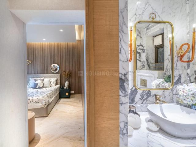 3 BHK Apartment in Kandivali East for resale Mumbai. The reference number is 19131373